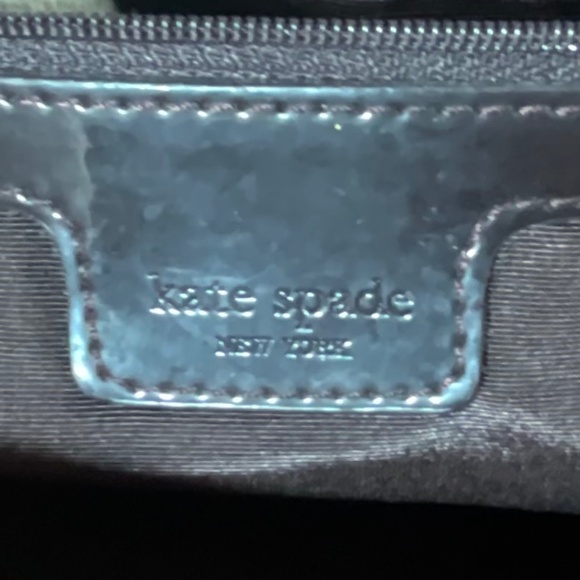 Kate Spade ♠️  Red Large, nylon Tote 5-H2a - Picture 8 of 9